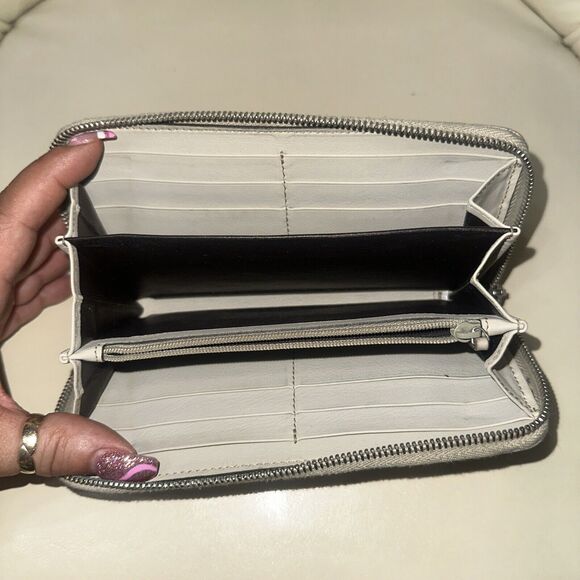 Authentic GUCCI Cream Leather Canvas Zippy Credit Card Long Wallet 3D Zip Pull - Picture 8 of 10